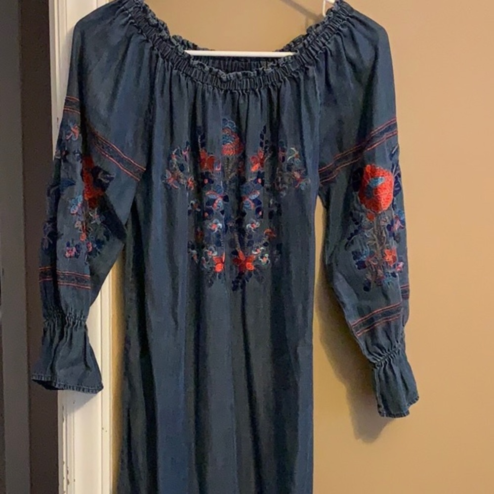 Denim (100% Tencel) dress with fabulous embroidery